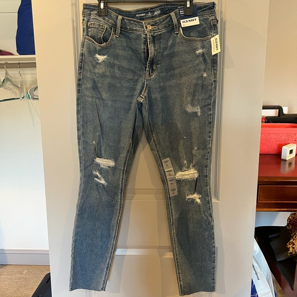 Old Navy rockstar super skinny jeans